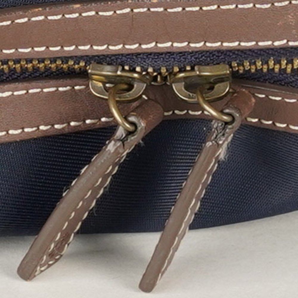 Samsonite Women's Backpack In Navy - Picture 4 of 11